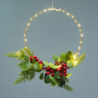 RING LEAVES BERRIES ΔΙΑΚΟΣΜ ΚΡΕΜΑΣΤΟ 40LED ΛΑΜΠ ΘΕΡΜΑ ΜΠΑΤ 3ΧΑΑ (ΔΕΝ ΣΥΜΠ) IP20 ΔΙΑΜ:30cm 30cm ΚΑΛ